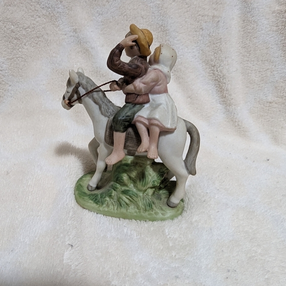 - Norman Rockwell Museum Figurine. Off to School. EUC. Vintage. 1984. - Picture 6 of 6